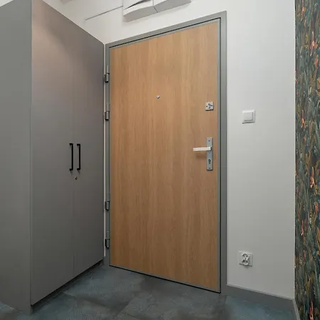 Studio With Balcony In Poznan By Noclegi Renters Eksteriør bilde