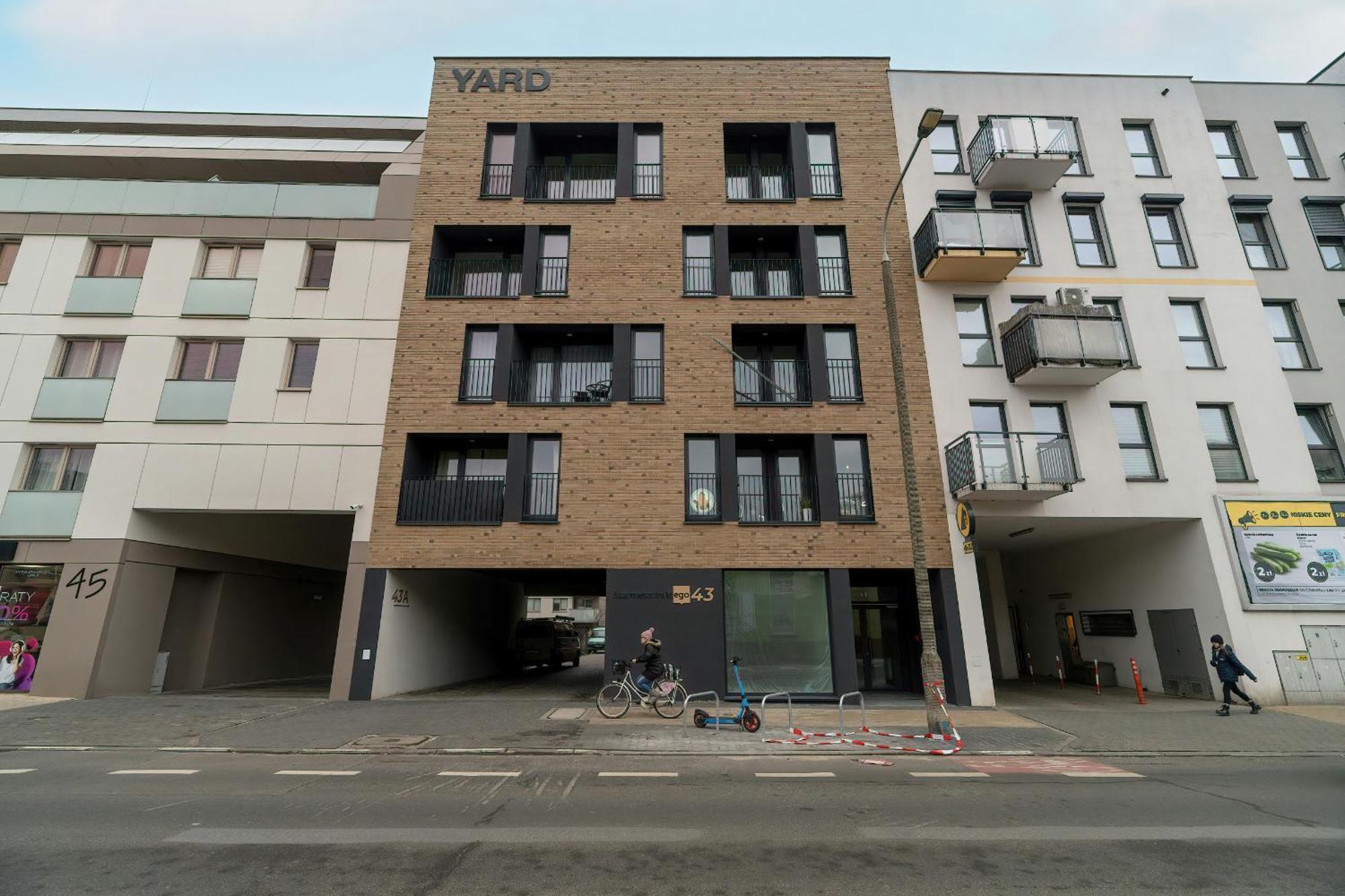 With Balcony In By Renters Apartment *